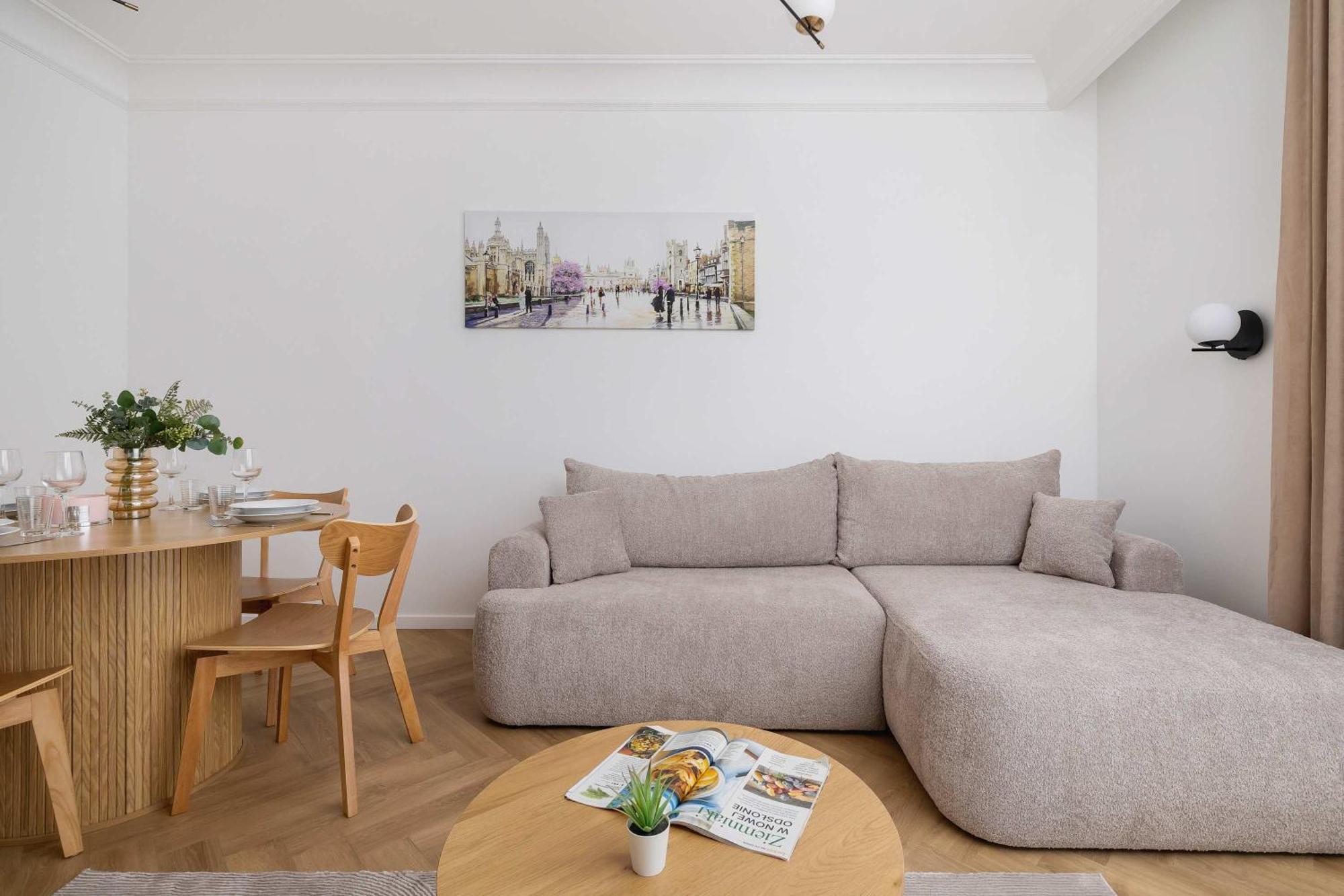 Apartment Klimatyzowany W Krakowie Przy Parku Z Dwiema Sypialniami I Biurkiem Do Pracy Zdalnej By Renters Krakau
